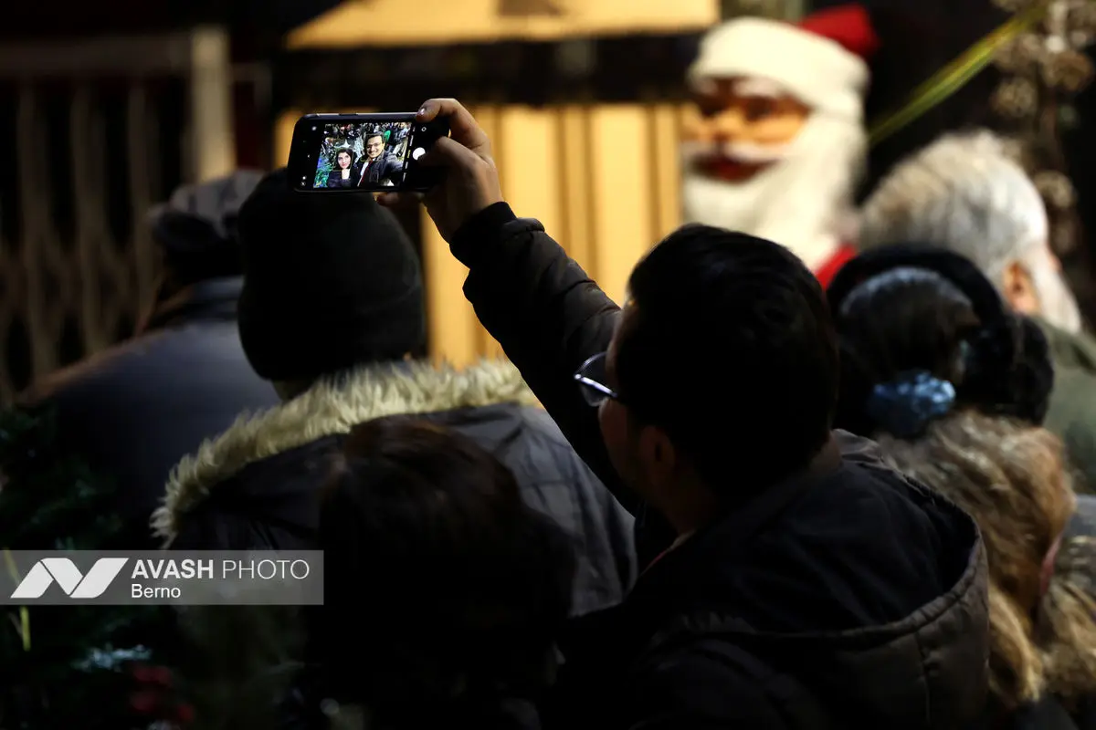 حال و هوای شب کریسمس - تهران