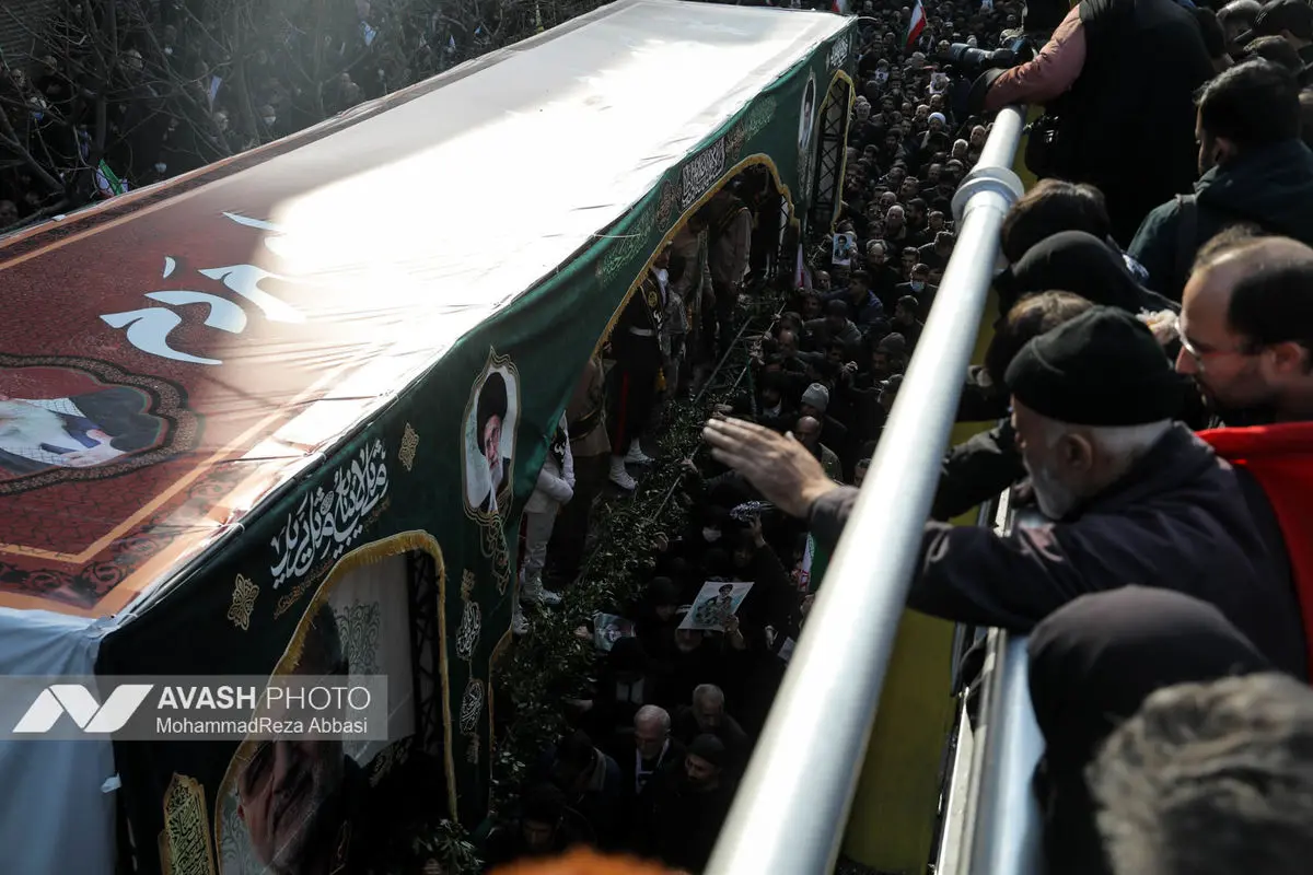 تشییع پیکر ۳۵ شهید جنگ رمضان در تهران