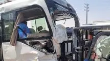 ۱۶ مصدوم در تصادف مینی‌بوس حامل زائران ایرانی 