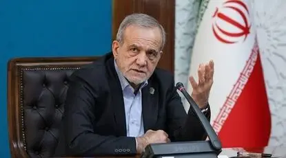 پزشکیان: هر کسی می‌تواند رشد کند اما هیچ‌کس نباید بی‌دلیل در جایگاهی بالاتر قرار گیرد
