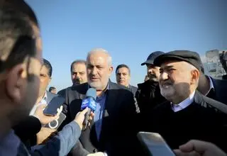 وزیر نیرو وارد اهواز شد