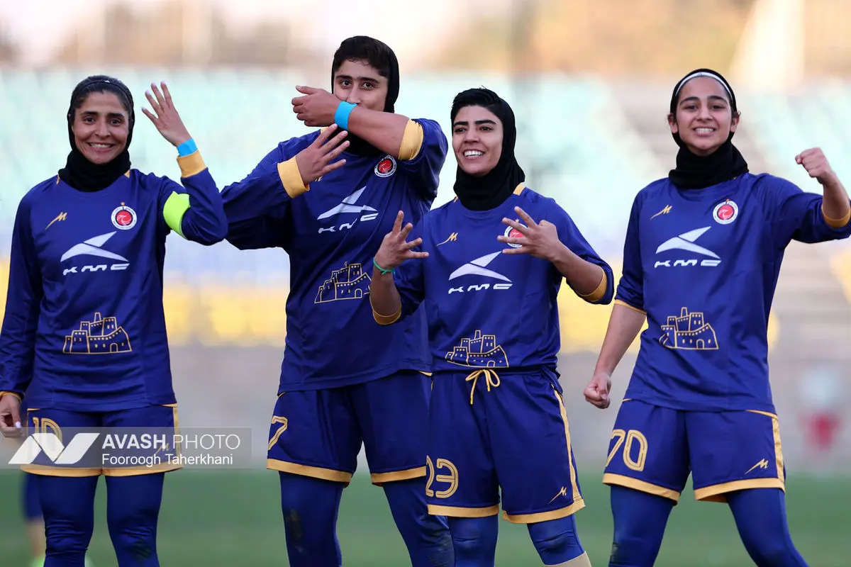 لیگ برتر فوتبال زنان - پرسپولیس و خاتون بم
