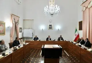 جلسه مشورتی وزیر امور خارجه با سفرای ایران در آلمان، فرانسه و انگلیس