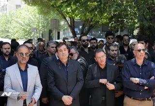 حضور وزیر ورزش در مراسم تشییع مرحوم درجاتی