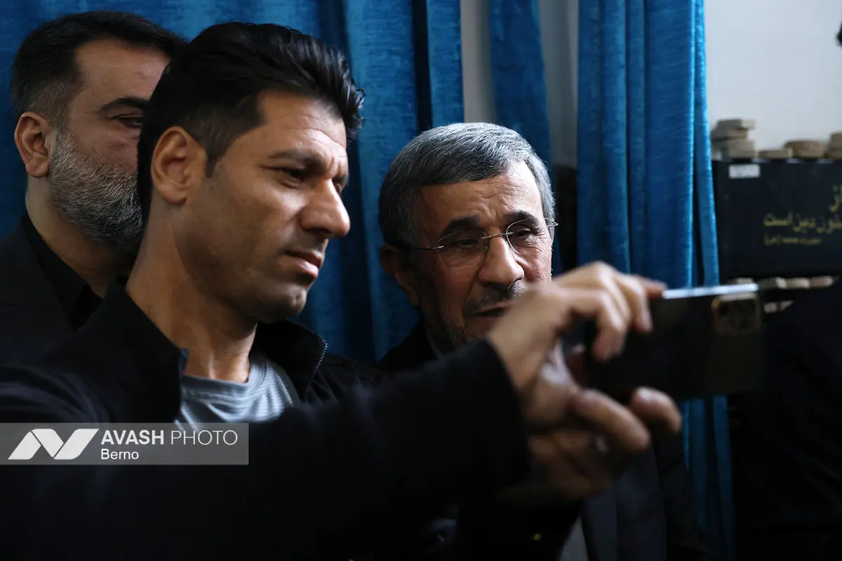 مراسم یادبود زرین احمدی‌نژاد در مسجد جامع نارمک