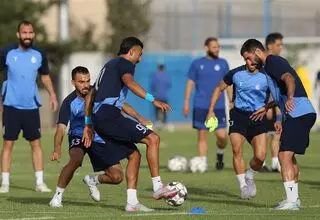 زمان شروع تمرینات استقلال تغییر می‌کند