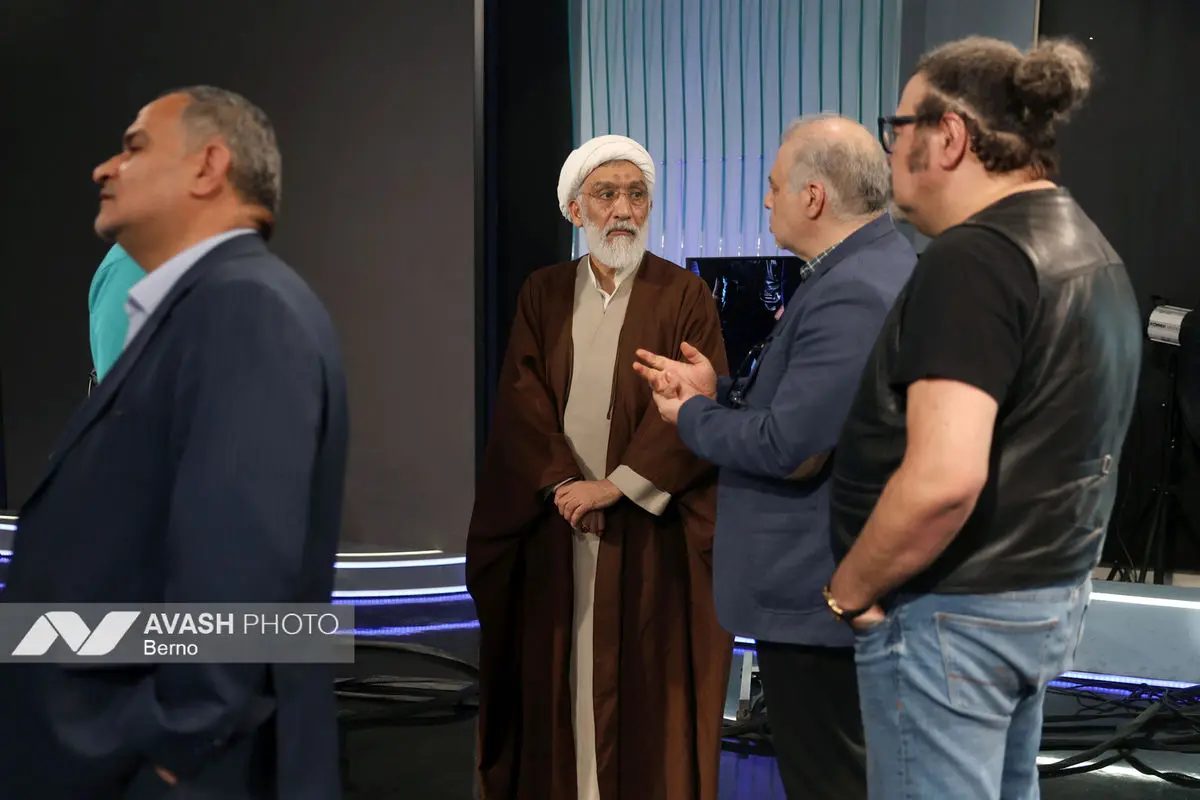 بازدید مصطفی پورمحمدی  از تحریریه آوش