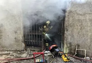 آتش سوزی وحشتناک در خیابان ولیعصر تهران