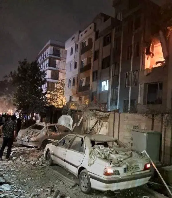 انجمن صنفی کارگردانان تئاتر ایران حملات اسرائیل را محکوم کرد