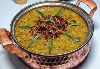 طرز تهیه آش گوشت بوشهری 