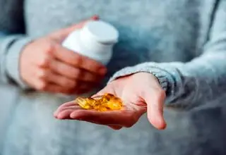 با این ۲ مکمل مفید، بدون اضافه‌وزن یائسه شوید!