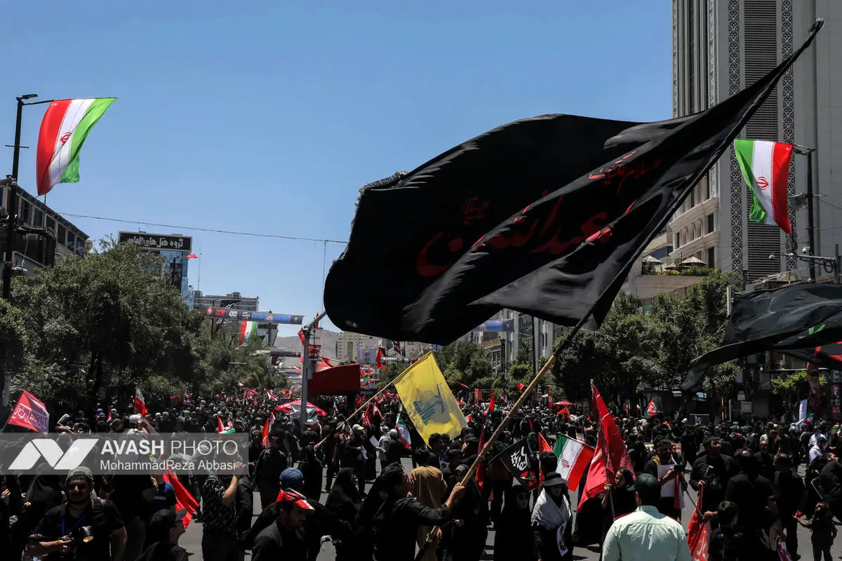 مراسم تشییع پیکر مطهر رهبر شهید انقلاب - مشهد
