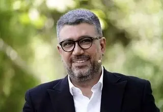 رضا رشیدپور ممنوع‌الفعالیت شد