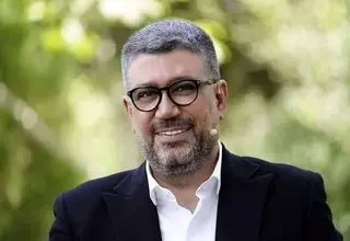 رضا رشیدپور ممنوع‌الفعالیت شد