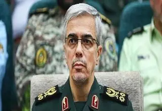 سرلشکر باقری: ناو پهپادبر می تواند به آب‌های سراسر جهان برود  