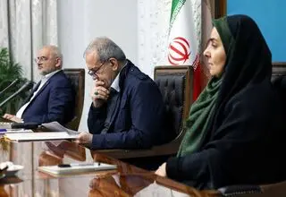 پزشکیان: قرار است ظرفیت جابه‌جایی مسافر به 160 میلیون نفر برسد