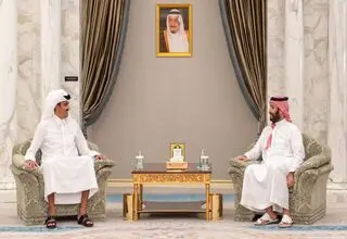 گفت‌وگوی تلفنی امیر قطر و ولیعهد عربستان درباره آخرین تحولات منطقه
