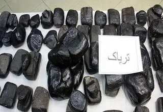 توقیف کامیون میوه با ۹۵ کیلوگرم تریاک در تهران