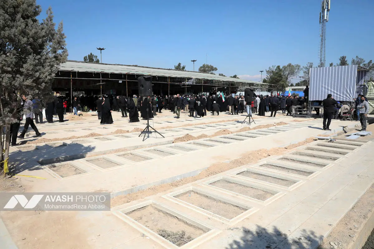 وداع با پیکر شهدای حملات صهیونی-آمریکایی