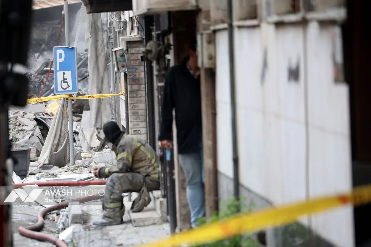 حملات آمریکا و رژیم صهیونیستی به منازل مسکونی در تهران - ۸ فروردین