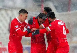 یک لژیونر استقلالی در سپاهان؟/ پرسپولیس در دستگردی