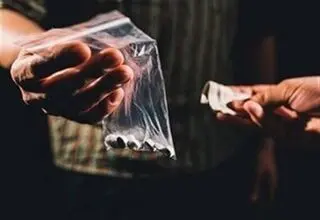 جاسازی عجیب مواد مخدر در یک خودرو/ ببینید