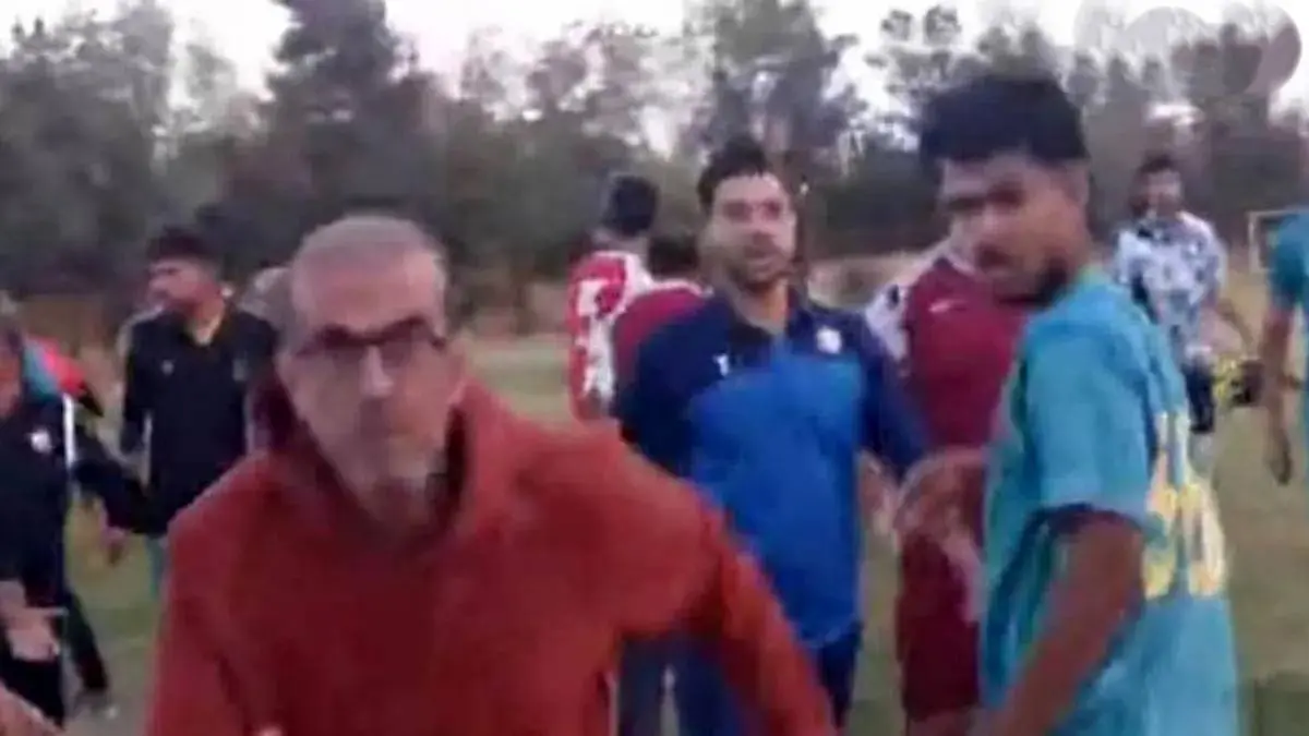 ضرب و شتم خبرنگار فوتبال در اصفهان؛ مسئولان کجا هستند؟