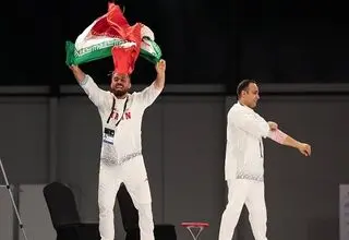 مهدی وظیفه مدال طلا MMA را تصاحب کرد