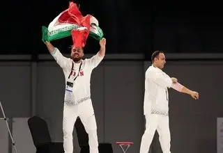 مهدی وظیفه مدال طلا MMA را تصاحب کرد