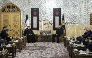 دیدار رئیس جمهور با تولیت آستان قدس رضوی