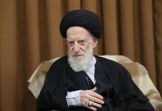 دفتر آیت‌الله شبیری زنجانی: مردم برای بهبود کامل این مرجع تقلید دعا کنند