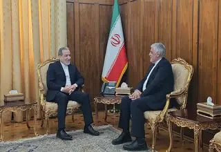 عراقچی: آمریکا به تعهداتش پایبند باشد