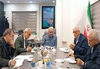 نشست وزیر امور اقتصادی و دارایی درباره بررسی آخرین تحولات اقتصادی کشور 