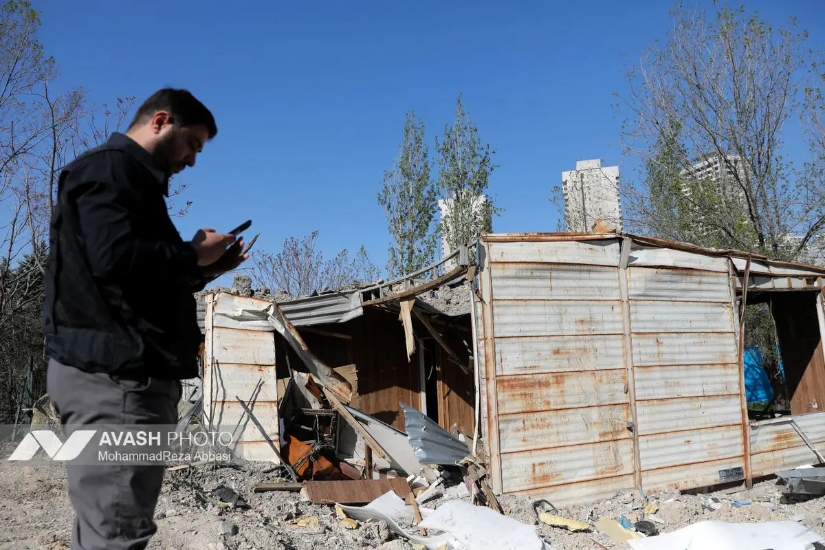 بازدید وزیر علوم از پژوهشکده هوا فضای سپاه