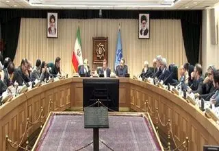 تاکید بر لزوم تأمین به‌موقع کالا‌ها و نظارت بر قیمت‌ها