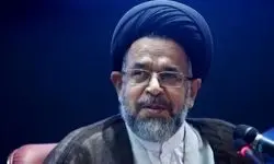 بازدید دستیار ویژه رئیس‌جمهور از موکب‌های خدمت‌رسان در مراسم وداع با رهبر شهید