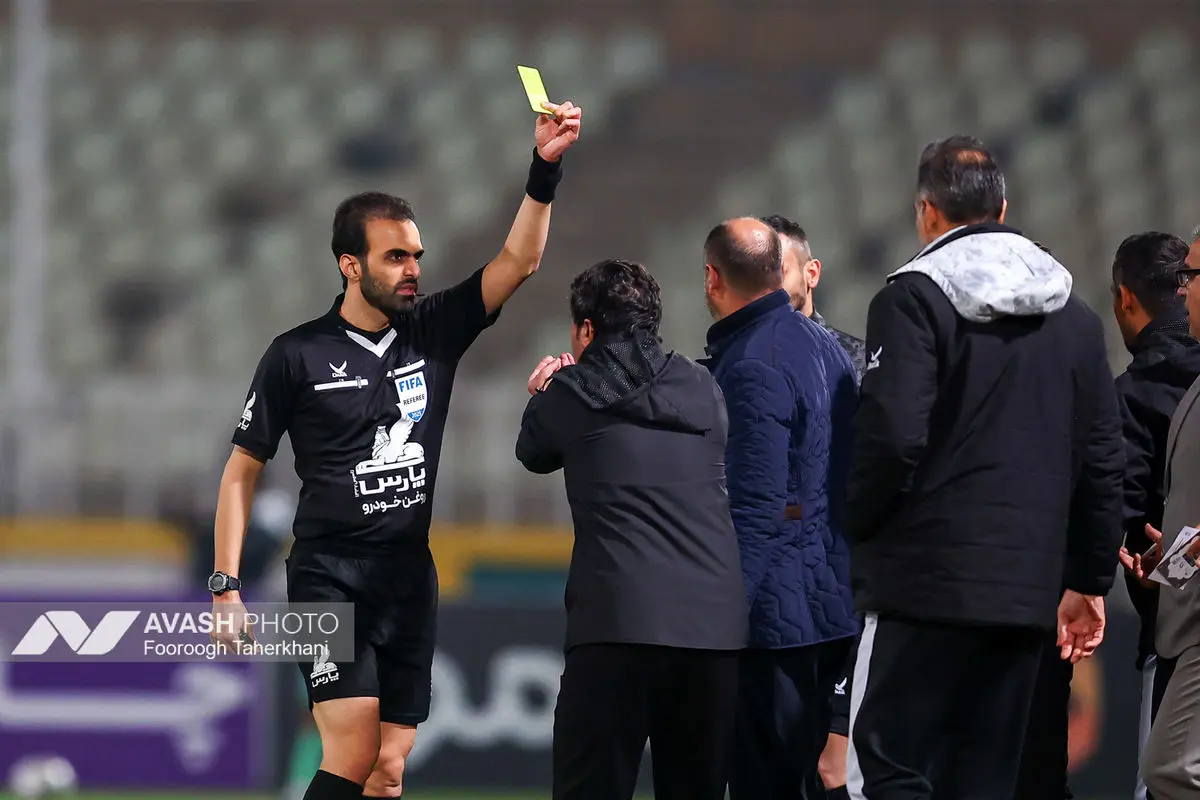 لیگ برتر فوتبال - پیکان و پرسپولیس