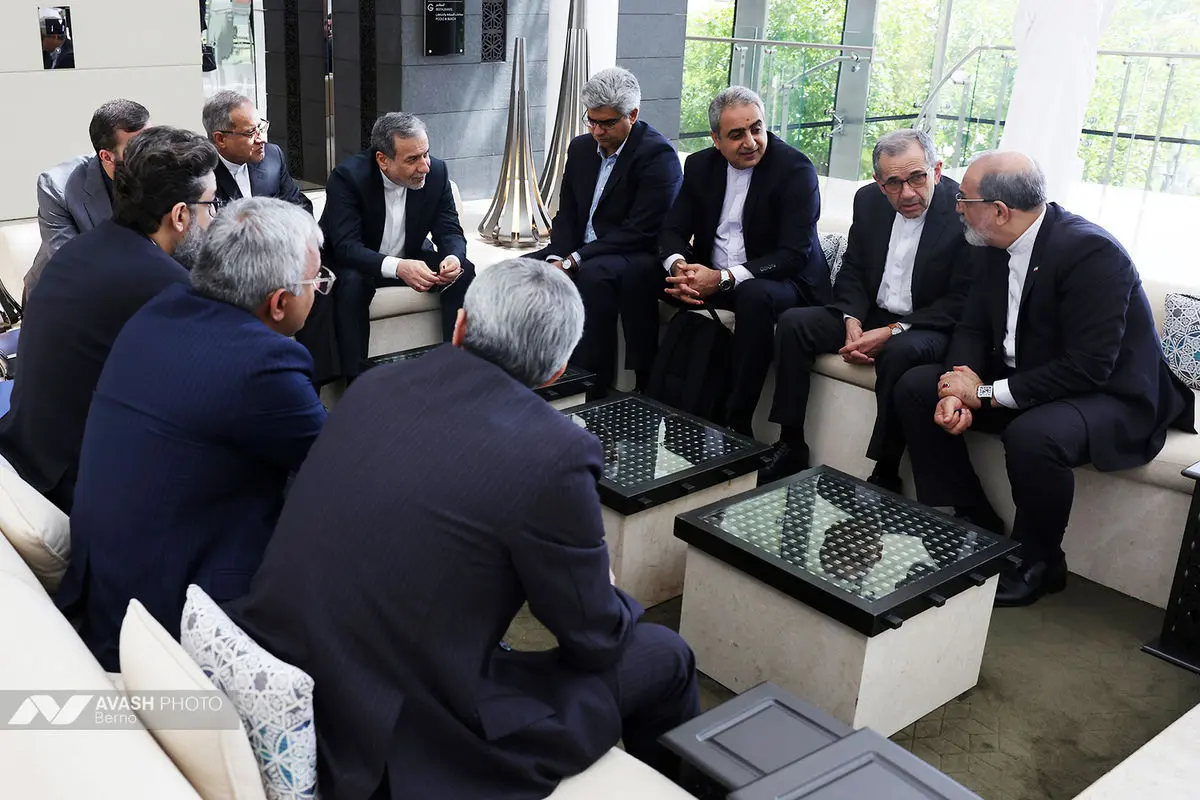 هیات مذاکره کننده ایران پیش از آغاز دور سوم مذاکرات ایران و آمریکا در عمان