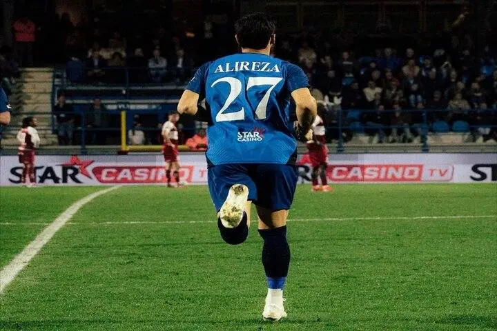 جهانبخش پس از ماه‌ها دوری، دوباره به زمین بازگشت