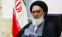 امام جمعه قم در بیمارستان بستری شد