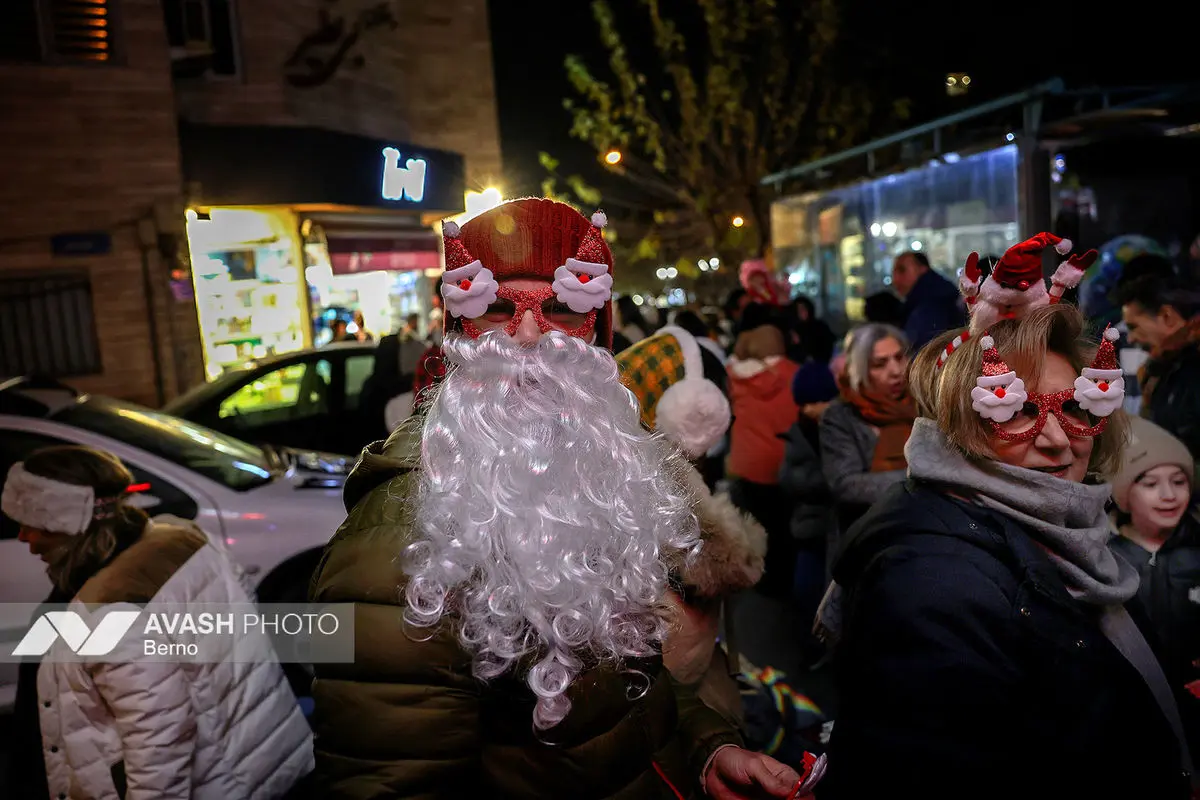 حال و هوای شب کریسمس - تهران