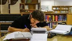 دهک‌های پایین تنها ۲.۶ درصد از دانشگاه‌های برتر سهم دارند