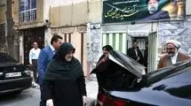 سخنگوی دولت به دیدار مادر شهید رئیسی رفت