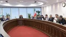 پذیرش سه خودرو‌ سواری در بورس کالا