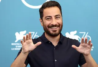 عصبانیت نوید محمدزاده به دلیل دیپورت شدن پدر همسرش