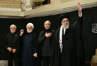 مراسم عزادارای شب عاشورا با حضور رهبر انقلاب