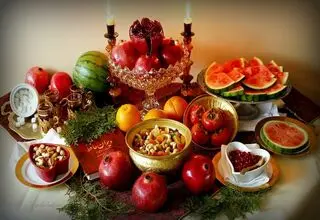 فلسفه خوردن هندوانه و انار در شب یلدا