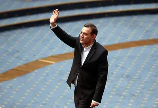 عزیزی‌خادم: روند برگزاری انتخابات فدراسیون فوتبال غیرشفاف است