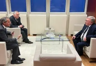 رایزنی اولیانوف و گروسی درباره ایران   