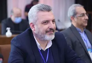 عزیزی‌پور: برای رفع معضل ویزای ملی‌پوشان مذاکراتی انجام دادیم